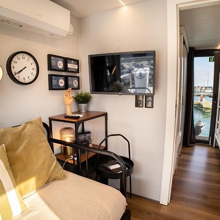 The Homeboat Company Sant'Elmo-Cagliari Bagian luar foto