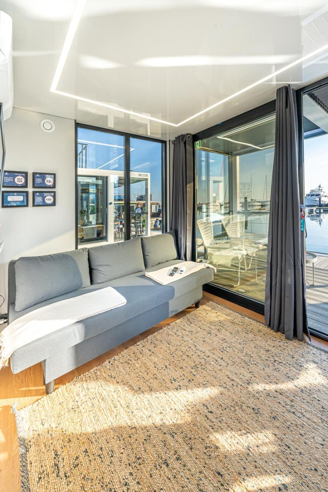The Homeboat Company Sant'Elmo-Cagliari Bagian luar foto